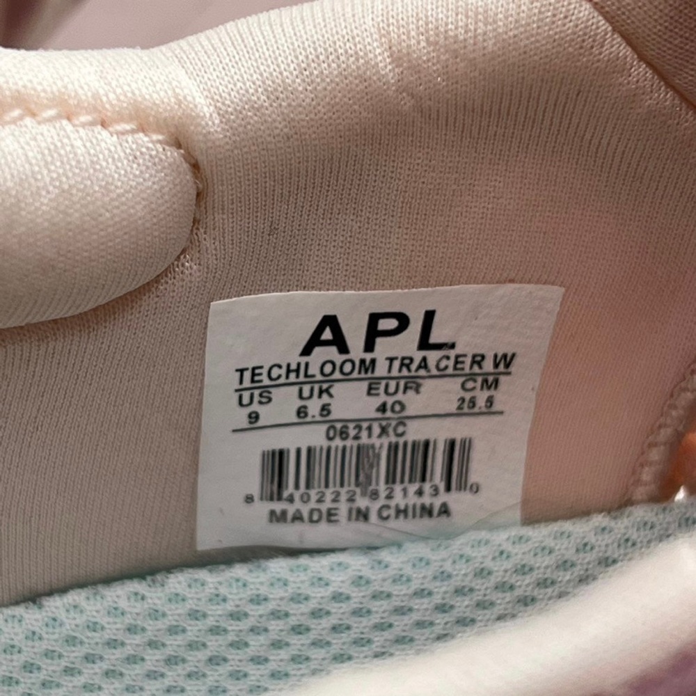 APL TechLoom Tracer Knit Training Shoe Womens Size 9 US - Picture 10 of 12